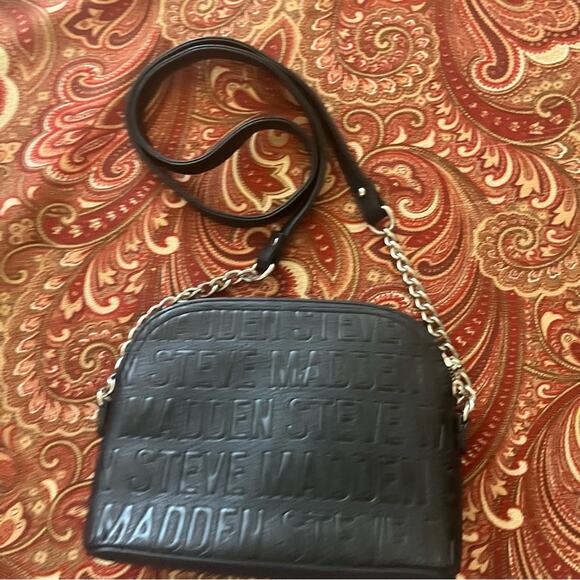 Steve Madden Small Black Crossbody Silver Hardware Vegan Leather Bag - Picture 2 of 6